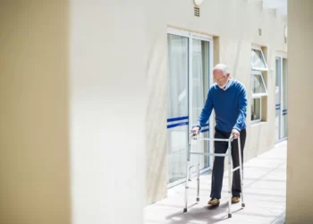 Quem cuidará dos idosos? Temos poucos especialistas no mercado