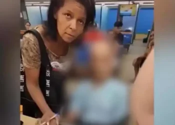 Acusada de levar idoso morto a banco já recebeu R$ 30 mil do governo em benefícios