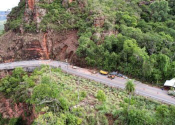 MT-251 segue sem bloqueios na primeira etapa das obras no Portão do Inferno