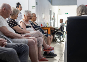 Envelhecimento da população ampliará demanda por gastos com saúde, projeta Tesouro