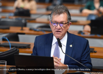 Obrigação de convênio médico ofertar atendimento telefônico a idosos avança