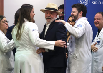 ‘Correu o risco de acontecer o pior’, diz médico sobre hemorragia cerebral de Lula