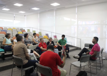 Por que as pessoas vão perdendo o prazer de ler à medida que envelhecem? Como retomar o hábito?