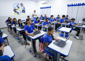 Governo de MT assina financiamento de US$ 100 milhões para educação com objetivo de deixar rede estadual entre as 5 mais bem avaliadas do país