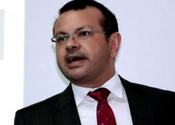 Juiz proíbe 6 bancos de descontar consignado de servidor de MT