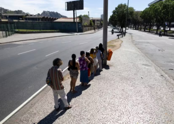 Viver acima de 32ºC de sensação térmica envelhece as células em até 3 anos, revela novo estudo