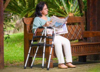 Como facilitar a mobilidade de pessoas idosas no dia a dia?