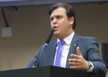 ALMT: Projeto prevê a criação de cartão para compra de material escolar