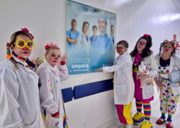 Urgência em exames infantis é tema de ação dos Doutores Palhaços na Santa Casa