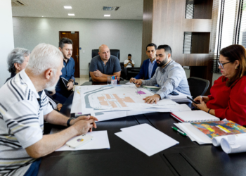 Prefeito de Cuiabá discute projeto de Instituição de Longa Permanência para Idosos com a AMM