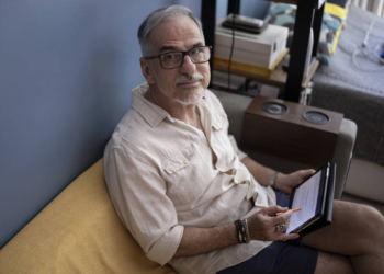 Aos 67 anos, ex-funcionário da Eletrobras é aprovado em 1º lugar em carreira no Enem dos Concursos