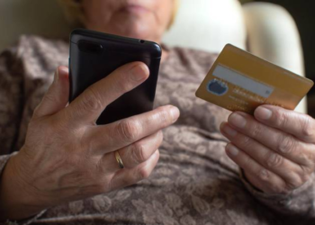 Senado analisa proposta contra abusos no crédito consignado à pessoa idosa