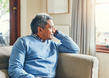 O que acontece com o cérebro ao se aposentar? Entenda como se planejar para esse momento