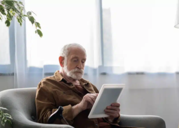 Como a tecnologia está transformando a vida dos idosos no Brasil