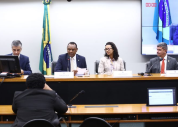 Especialistas apontam falta de políticas de saúde mental para idosos