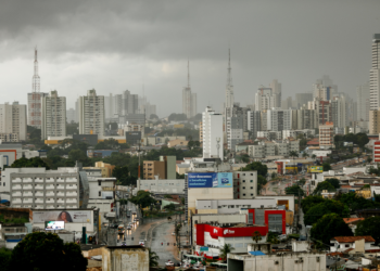 Prefeitura de Cuiabá iniciou operação para acolher pessoas em situação de rua no frio