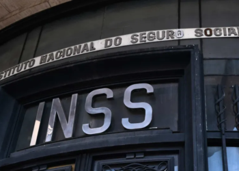 Órgãos de defesa do consumidor entram com ação civil pública contra INSS e entidades