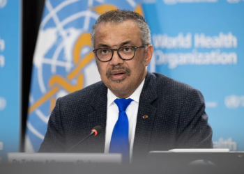 Após três anos de negociações, OMS aprova acordo internacional para prevenir pandemias; entenda