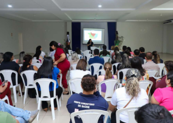 Profissionais são capacitados para melhorar atendimento aos idosos  