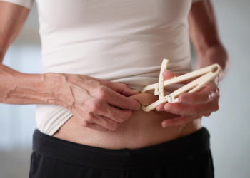 Idoso deve se preocupar mais com baixo peso ou obesidade? Especialistas analisam