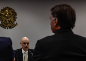 Ritmo acelerado para ouvir réus da trama golpista indica julgamento de Bolsonaro ainda em 2025