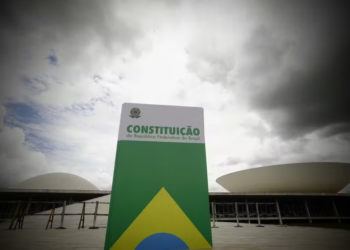 Nossa democracia em perigo