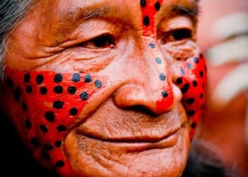 A população indígena e a distinção no tratamento aos idosos