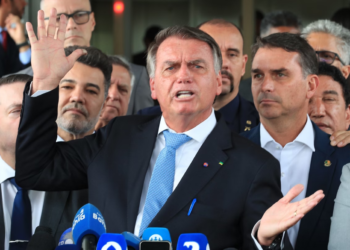 Em resposta a Moraes, Bolsonaro nega ter violado proibição de uso de redes sociais