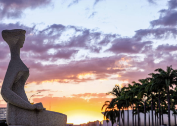 STF forma maioria para INSS pagar BPC a mulher vítima de violência