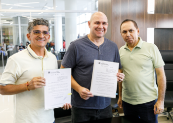 Prefeito sanciona leis de valorização ao idoso e de celebração do bairro Altos da Serra