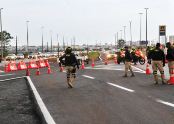 Câmara debate projetos da PRF para atendimento humanizado a idosos e autistas
