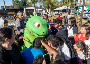 Assistência Social leva crianças e idosos para prestigiar a Exposul