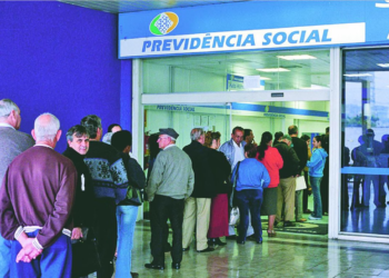 Fila do INSS chega a 2,63 milhões de pedidos em agosto