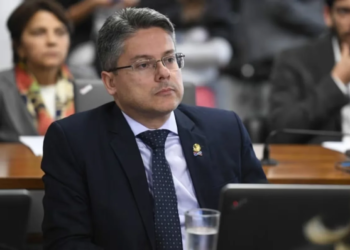 CCJ do Senado rejeita PEC da Blindagem por unanimidade