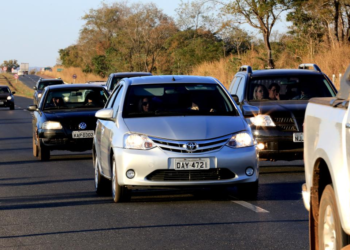 Governo de MT prorroga até 2028 benefício fiscal que isenta IPVA de veículos novos
