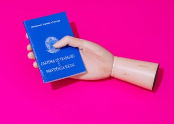 Primeira parcela do 13º será depositada em novembro; veja quem direito e qual o valor