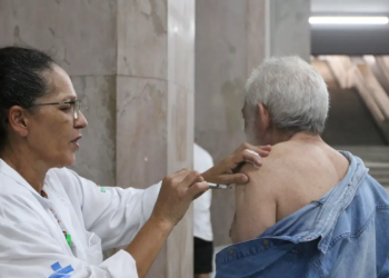 População idosa: sua carteira de vacinação está em dia?