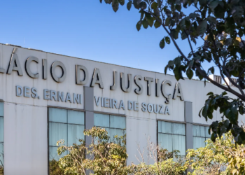 Banco é condenado a devolver valores em dobro a idosa por empréstimos não contratados