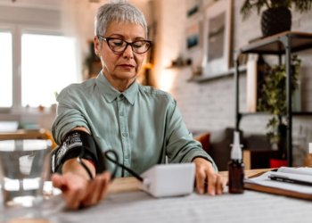 Controle da hipertensão e outros 4 fatores prolonga a vida em 14 anos