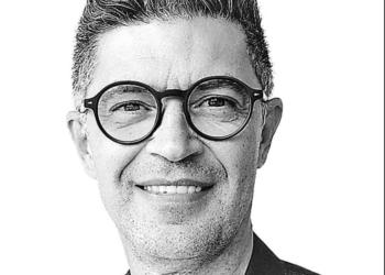 Senado avança na criação da Bíblia oficial, apesar da inconstitucionalidade e inviabilidade técnica