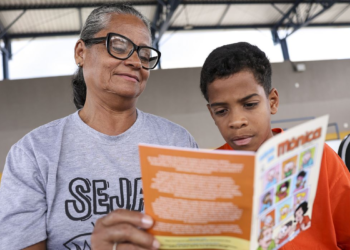 Convívio entre gerações é receita contra etarismo, aponta especialista