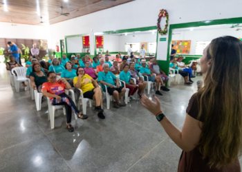 Procon leva orientação e acolhimento aos idosos no CCI Aidee Pereira