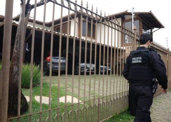 PF mira senador Weverton Rocha e prende número 2 de ministério em operação contra fraudes no INSS