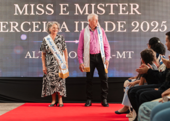Miss e Mister 3ª Idade 2025 encantam o público em evento no CRAS Casa da Família