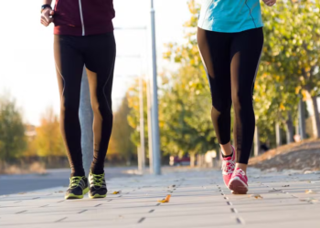 Não é só malhar: combinar diferentes tipos de atividade física é a melhor opção para uma vida mais longa, diz estudo