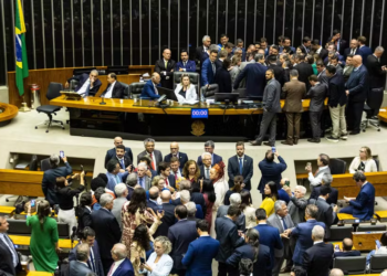 Bolsonarismo deixa pauta de costumes de lado e pressionará Lula com segurança por desgaste eleitoral