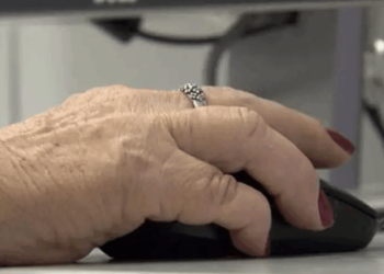 Comissão aprova projeto que assegura ao idoso opção de receber gratuitamente faturas impressas