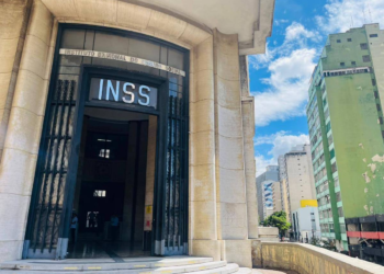 Justiça libera R$ 1,4 bi para pagar atrasados do INSS; veja quem recebe