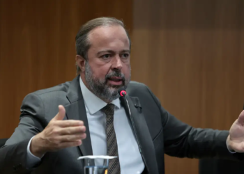 Governo endurece fiscalização contra reajuste indevido de combustíveis