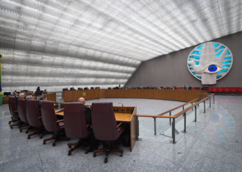 Ministros do STJ têm 29 parentes que advogam em ações na Corte